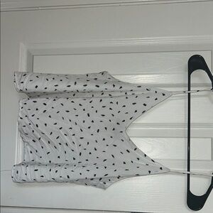 Chic White Sleeveless Top with Black Dots